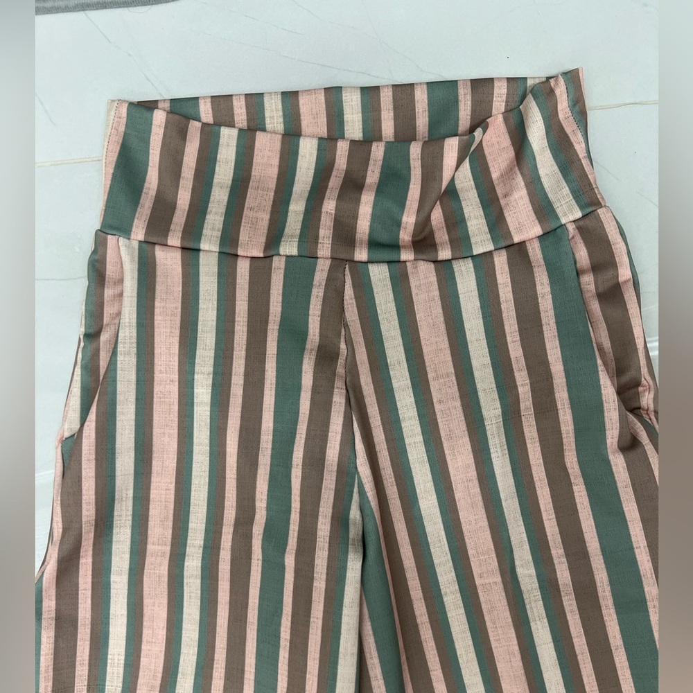 Pants - Picture 2 of 4